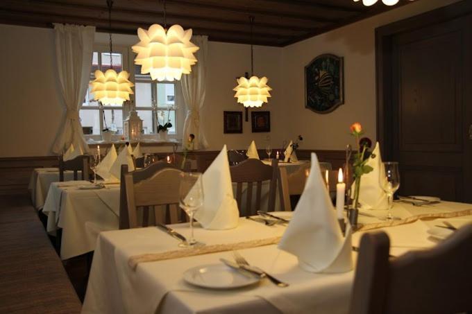 Hotel Und Gasthof Zur Laute Mindelheim Εξωτερικό φωτογραφία